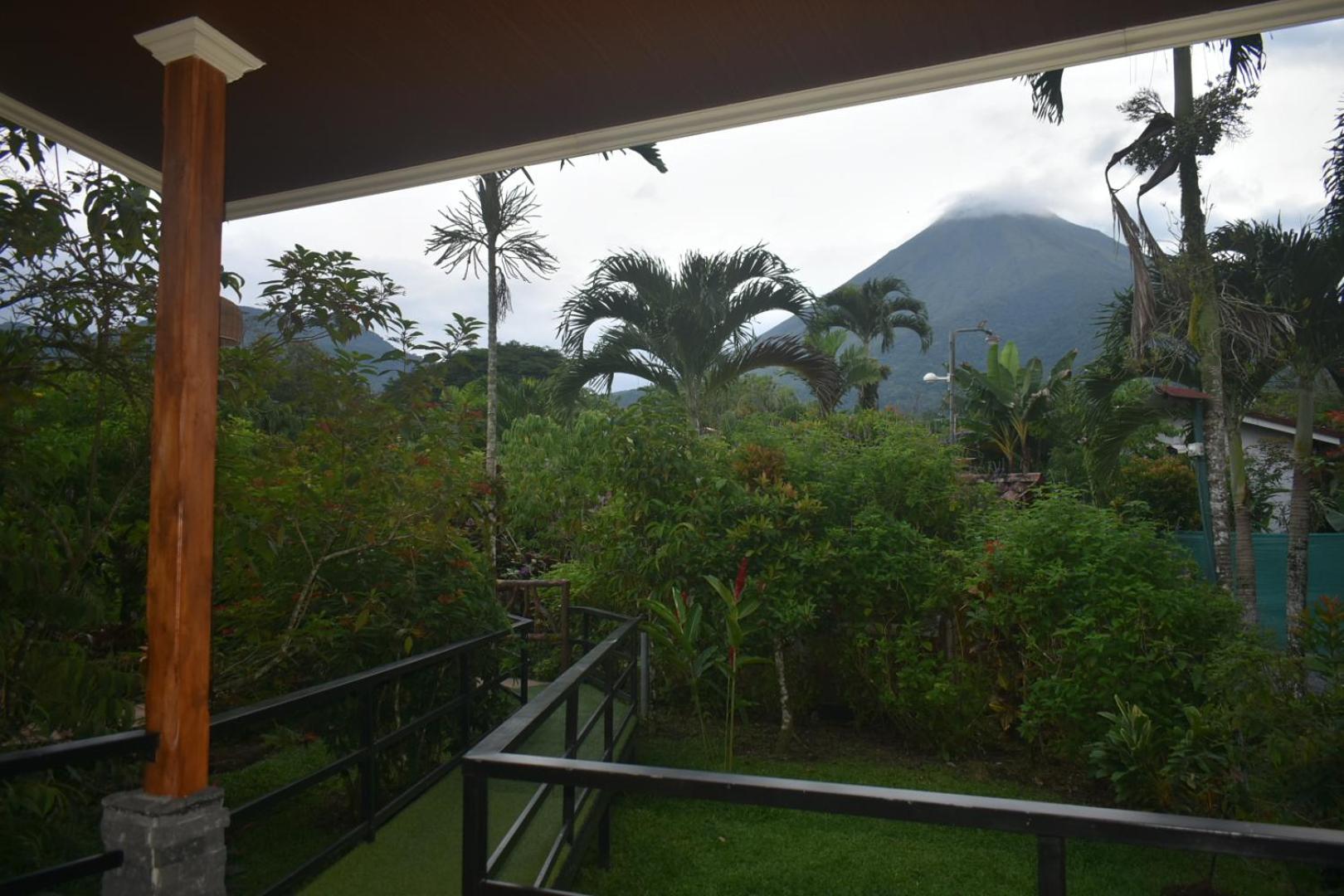 Hotel Roca Negra Del Arenal La Fortuna Eksteriør bilde